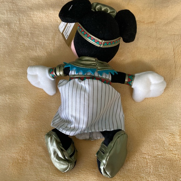 ✨4x HOST PICK✨ Disney Store Globe-Trotting Egyptian Mickey & Minnie beanbag set - Picture 8 of 10